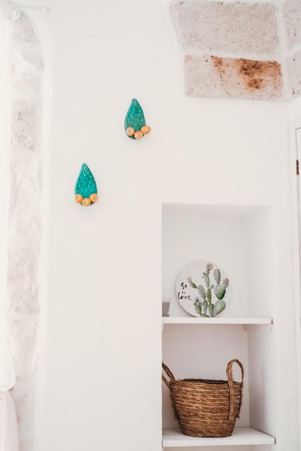 Tetti Bianchi - Deva'S Suite Home Ostuni Exterior foto